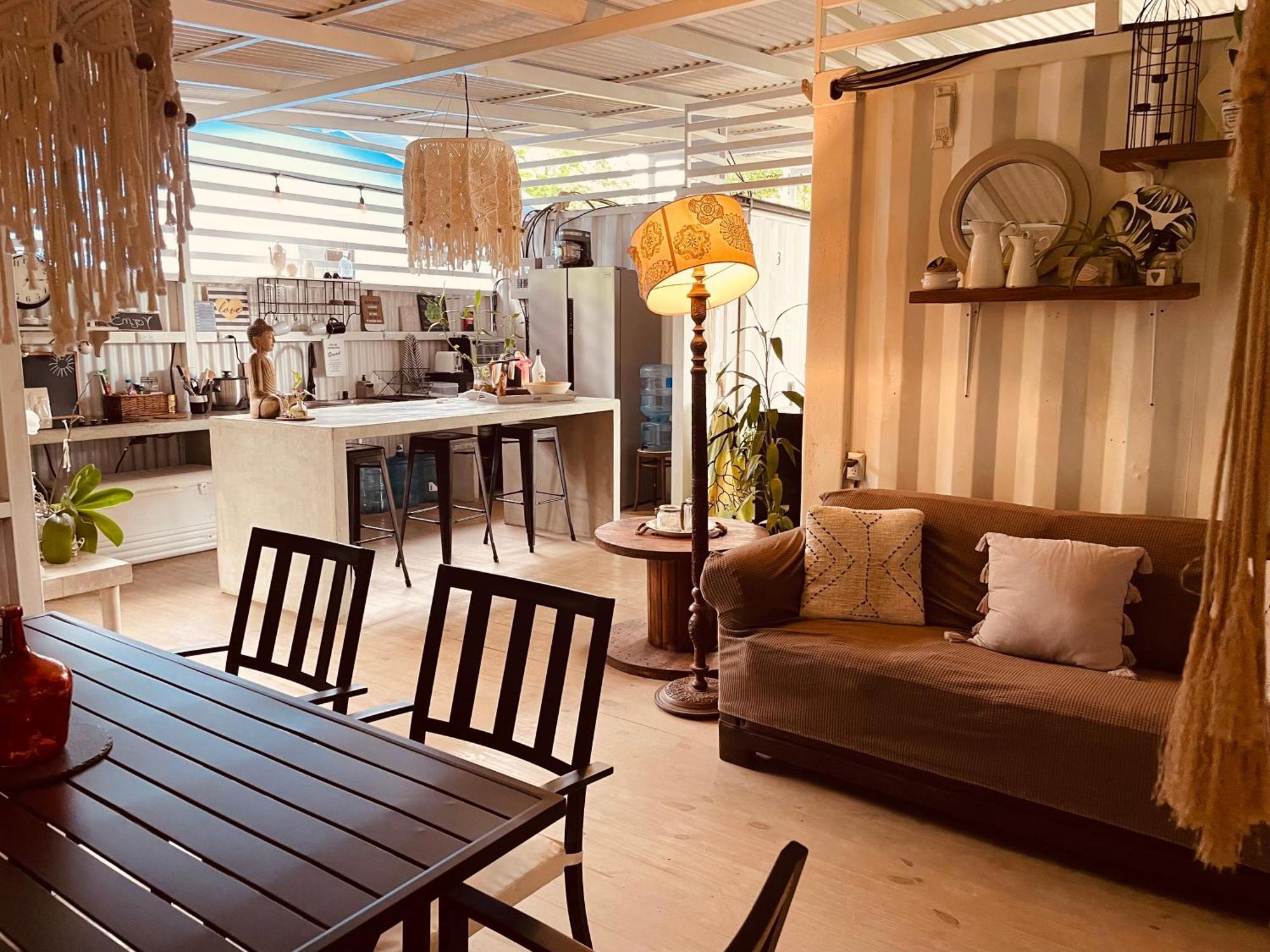 Casa Luce Bed & Breakfast Puerto Viejo de Talamanca ภายนอก รูปภาพ