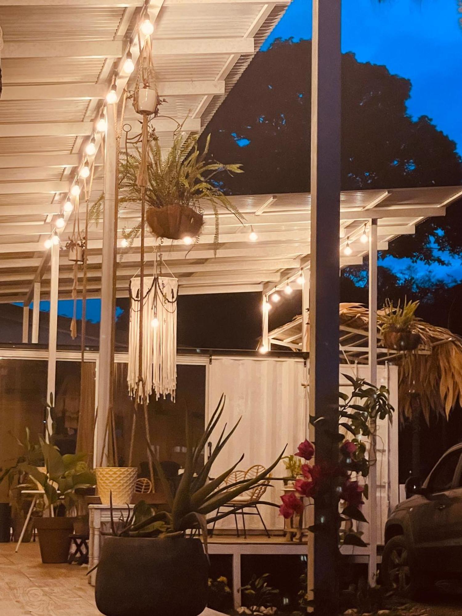 Casa Luce Bed & Breakfast Puerto Viejo de Talamanca ภายนอก รูปภาพ