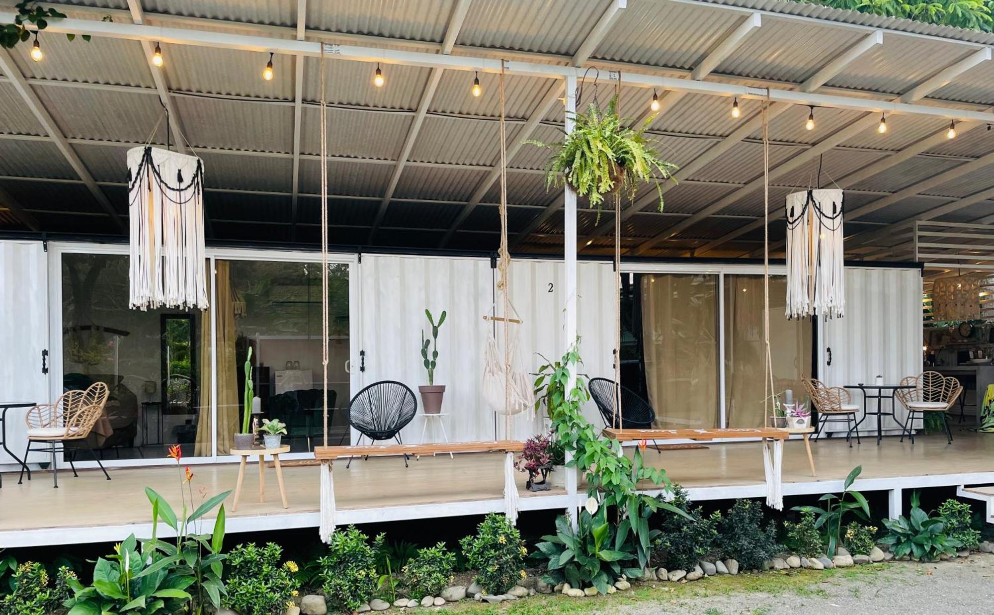 Casa Luce Bed & Breakfast Puerto Viejo de Talamanca ภายนอก รูปภาพ