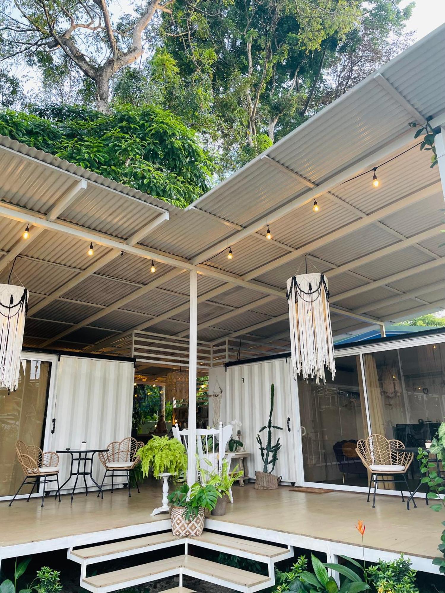 Casa Luce Bed & Breakfast Puerto Viejo de Talamanca ภายนอก รูปภาพ