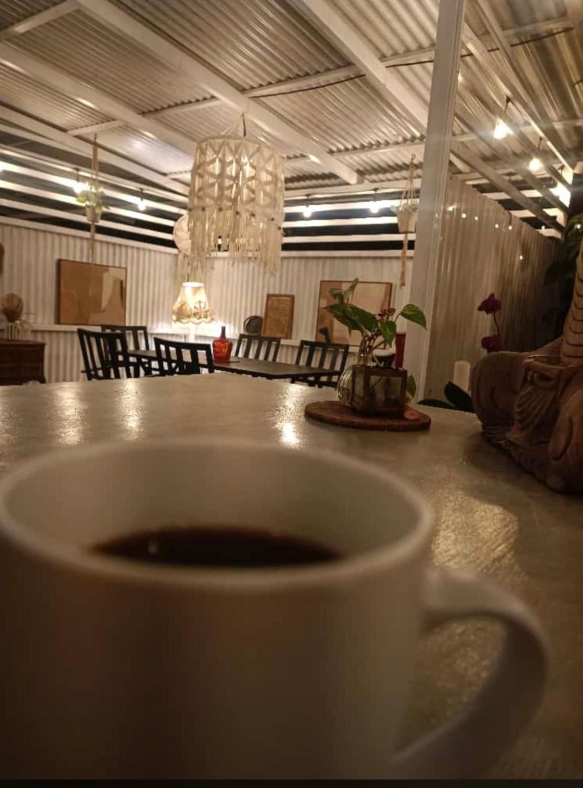 Casa Luce Bed & Breakfast Puerto Viejo de Talamanca ภายนอก รูปภาพ